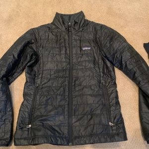 Patagonia Black Nano puff women's jacket sz small